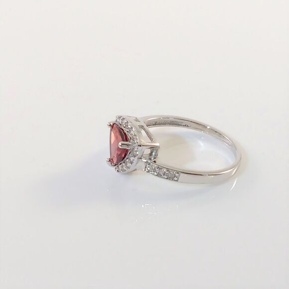 Garnet Ring with White Sapphires SIZE 8 - Picture 4 of 8